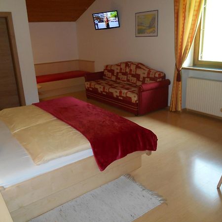 Berghotel Plagött St. Valentin auf der Haid Rum bild