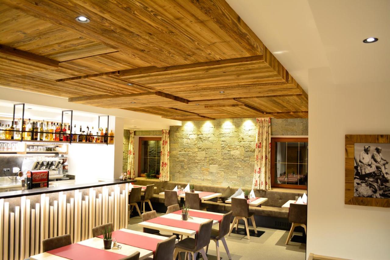 Berghotel Plagött St. Valentin auf der Haid Exteriör bild